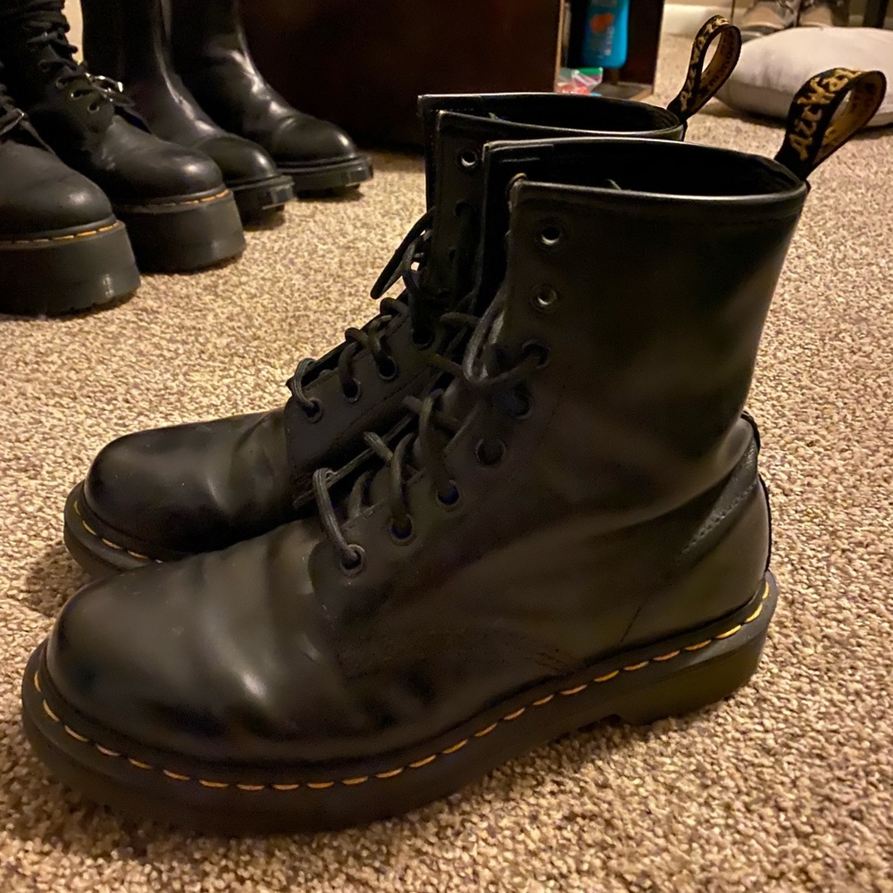 DR MARTEN 1460 BOOTS